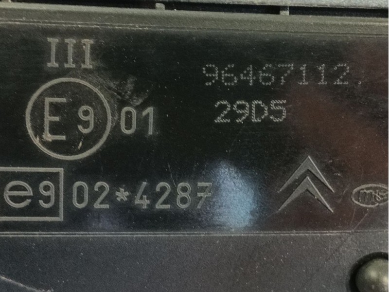 Recambio de espejo retrovisor derecho para citroën c4 coupé (la_) 1.6 16v referencia OEM IAM 8149YN  