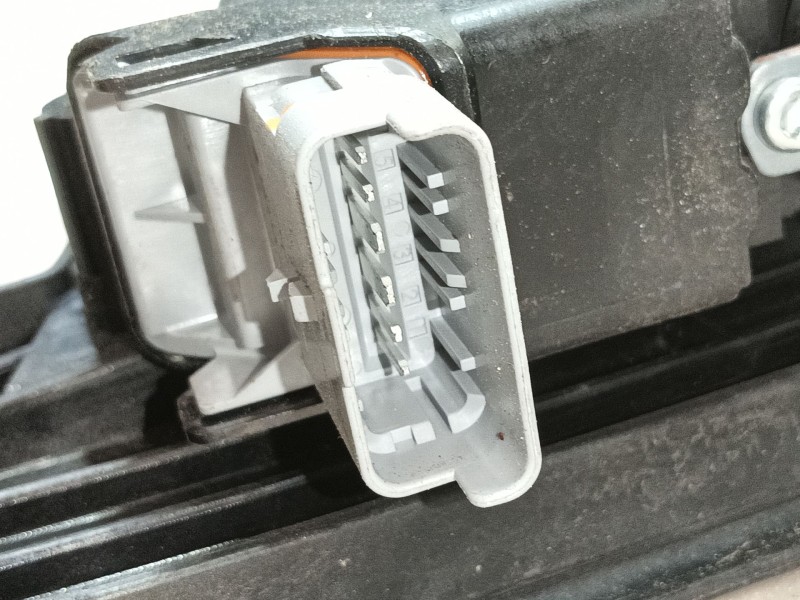 Recambio de elevalunas trasero derecho para opel corsa f (p2jo) corsa-e (68) referencia OEM IAM 9829045580 39182146 