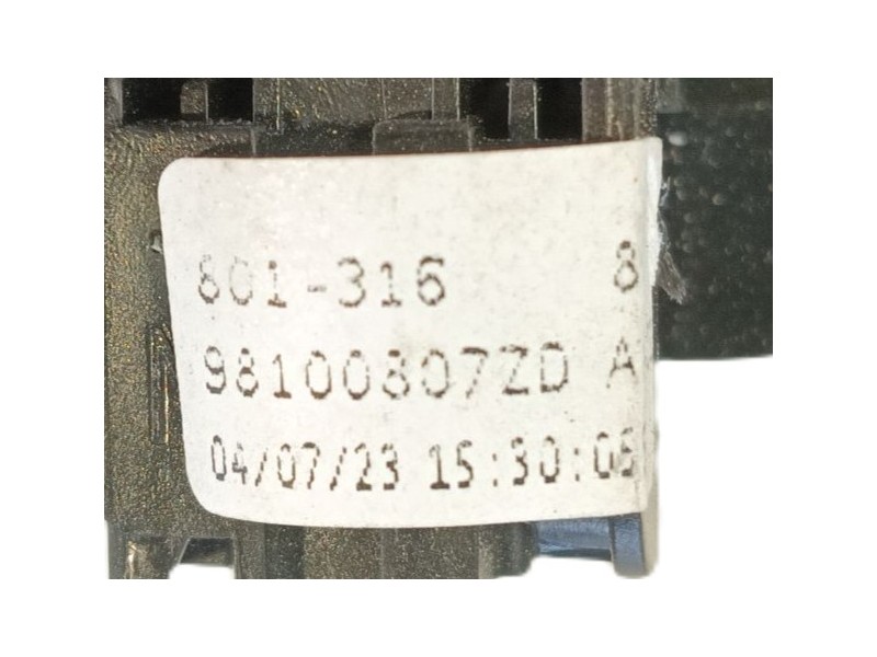 Recambio de parasol derecho para peugeot 2008 ii (ud_, us_, uy_, uj_, ur_, uc_) 1.2 puretech 130 referencia OEM IAM   