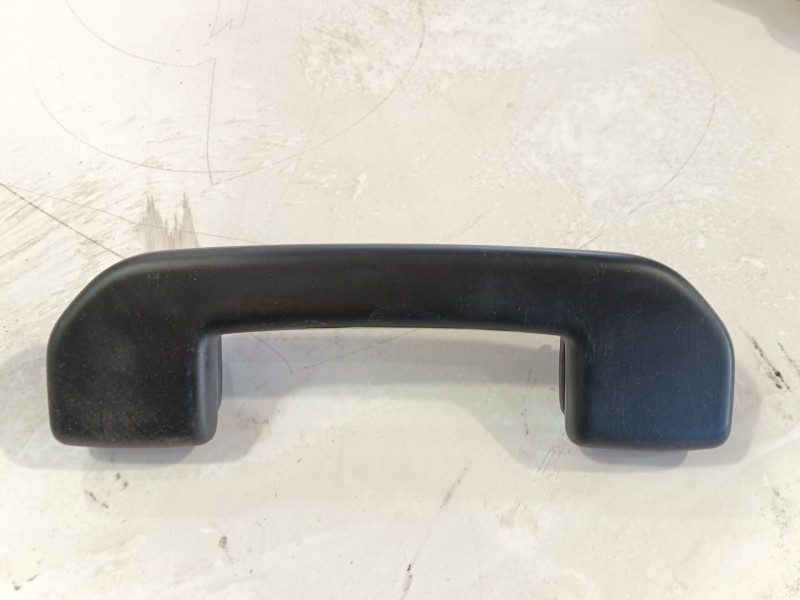 Recambio de asidero trasero derecho para peugeot 2008 ii (ud_, us_, uy_, uj_, ur_, uc_) 1.2 puretech 130 referencia OEM IAM   