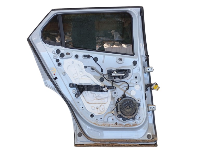Recambio de puerta trasera izquierda para peugeot 2008 ii (ud_, us_, uy_, uj_, ur_, uc_) 1.2 puretech 130 referencia OEM IAM   