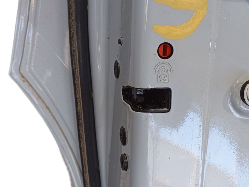 Recambio de puerta trasera izquierda para peugeot 2008 ii (ud_, us_, uy_, uj_, ur_, uc_) 1.2 puretech 130 referencia OEM IAM   