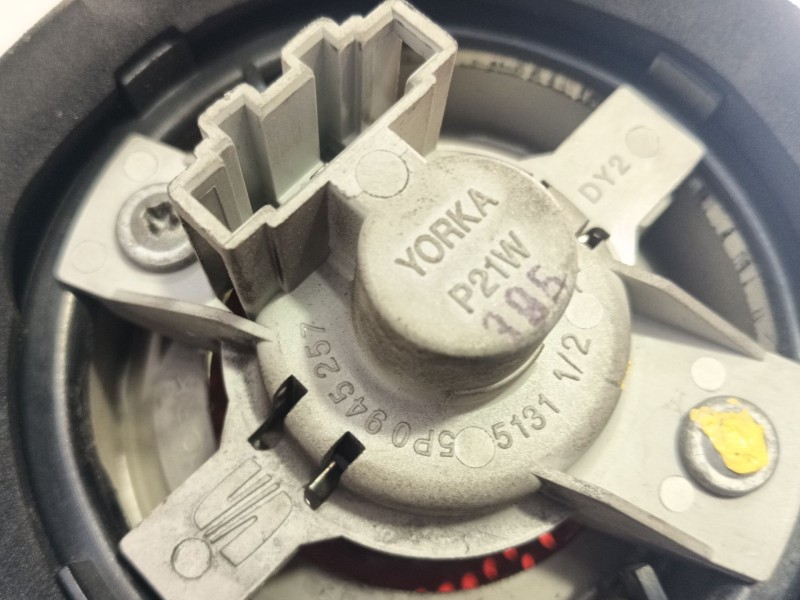 Recambio de piloto trasero derecho para seat altea (5p1) 1.9 tdi referencia OEM IAM 5P0945112B9B9 5P0945257 