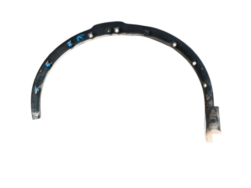 Recambio de aletin delantero derecho para land rover discovery sport (l550) 2.0 d referencia OEM IAM   