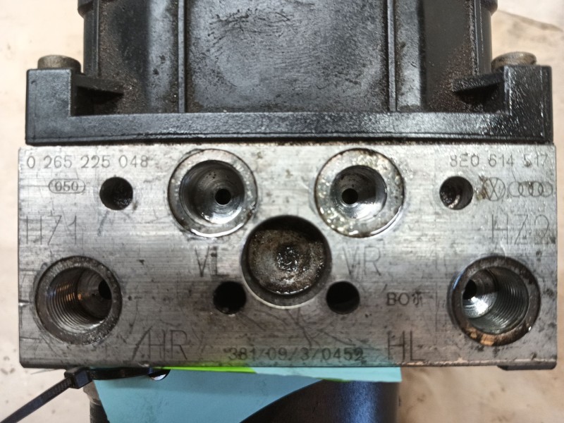 Recambio de abs para audi a4 b6 avant (8e5) 1.9 tdi referencia OEM IAM 8E0614517L 0265950011 