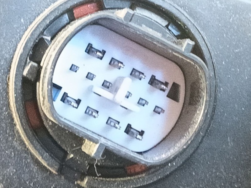 Recambio de faro derecho para kia niro (c5p11) 1.6 hev referencia OEM IAM 92102AT100  