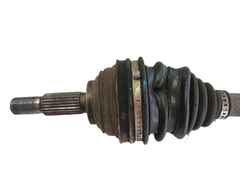 Recambio de transmision delantera izquierda para renault megane ii (bm0/1_, cm0/1_) 1.6 16v (bm0c, cm0c) referencia OEM IAM 7711