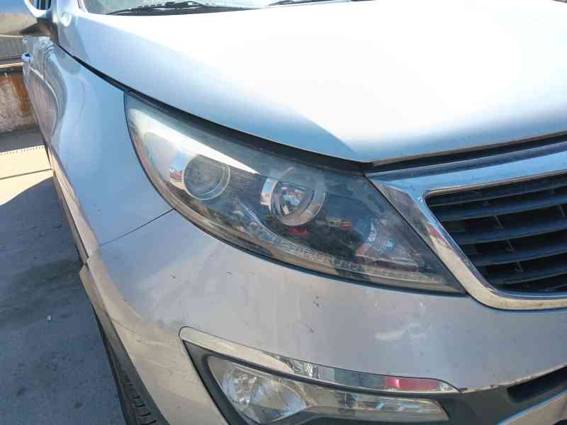 Recambio de faro derecho para kia sportage iii (sl) 1.7 crdi referencia OEM IAM   