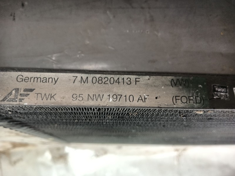 Recambio de condensador aire acondicionado para seat alhambra (7v8, 7v9) 1.9 tdi referencia OEM IAM 7M0820413F  