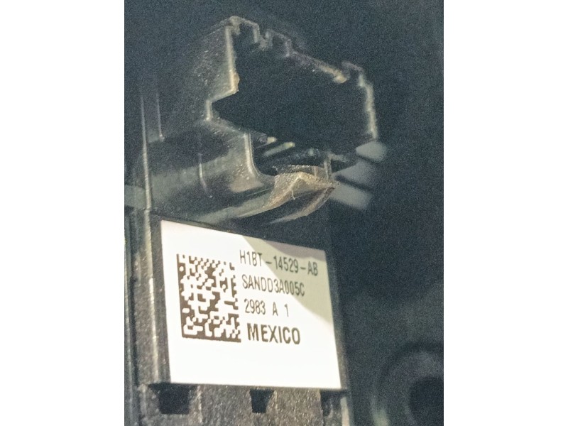 Recambio de guarnecido puerta trasera derecha para ford focus iv (hn) 1.0 ecoboost mhev referencia OEM IAM   