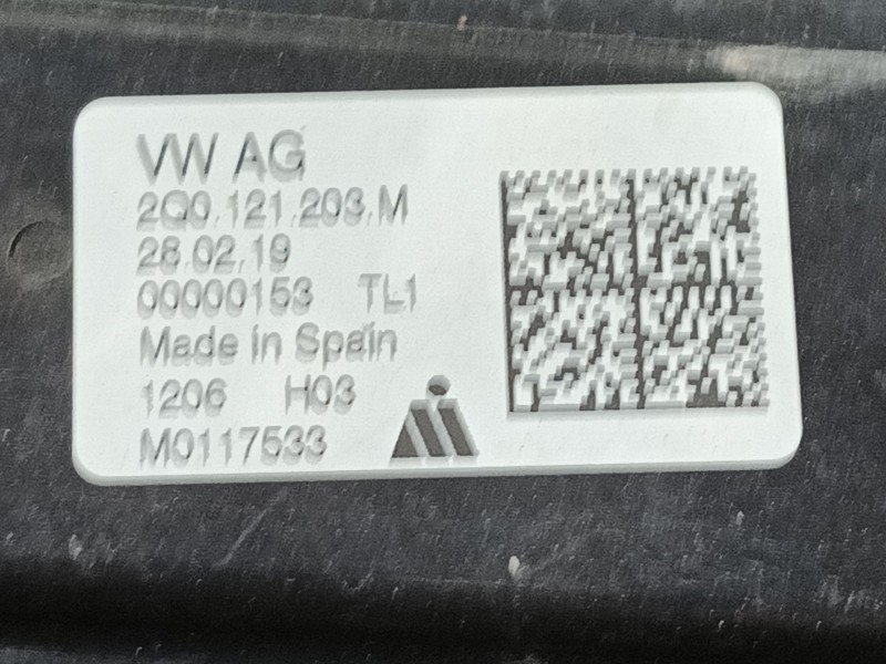 Recambio de electroventilador para seat arona (kj7, kjp) 1.0 tsi referencia OEM IAM 2Q0121203M  