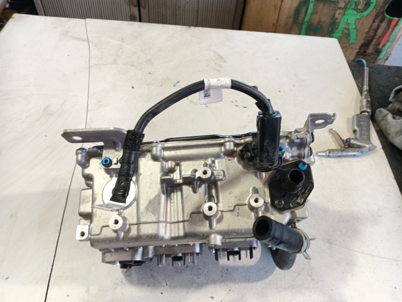 Recambio de convertidor para kia niro (c5p11) 1.6 hev referencia OEM IAM   