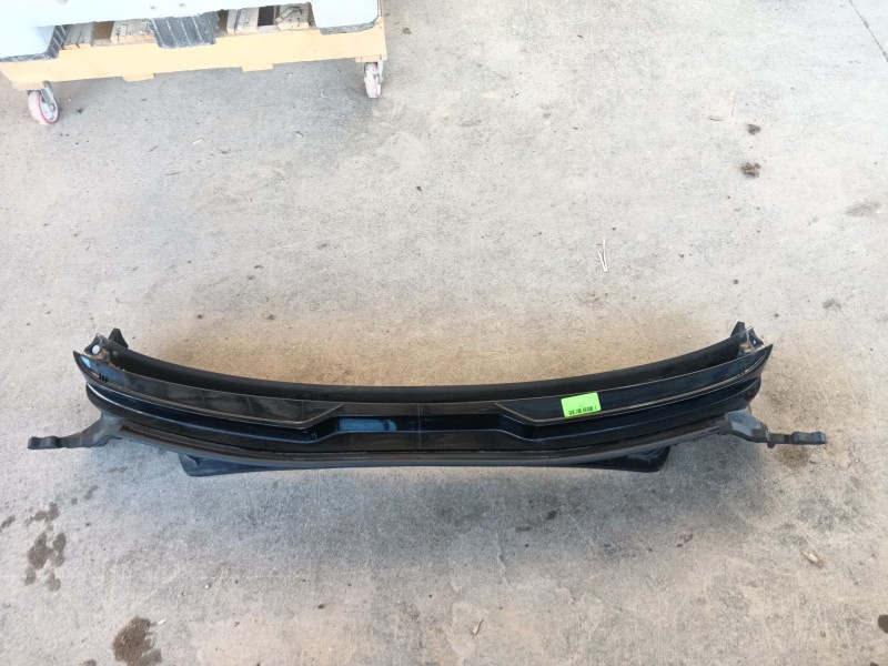 Recambio de torpedo para kia niro (c5p11) 1.6 hev referencia OEM IAM   