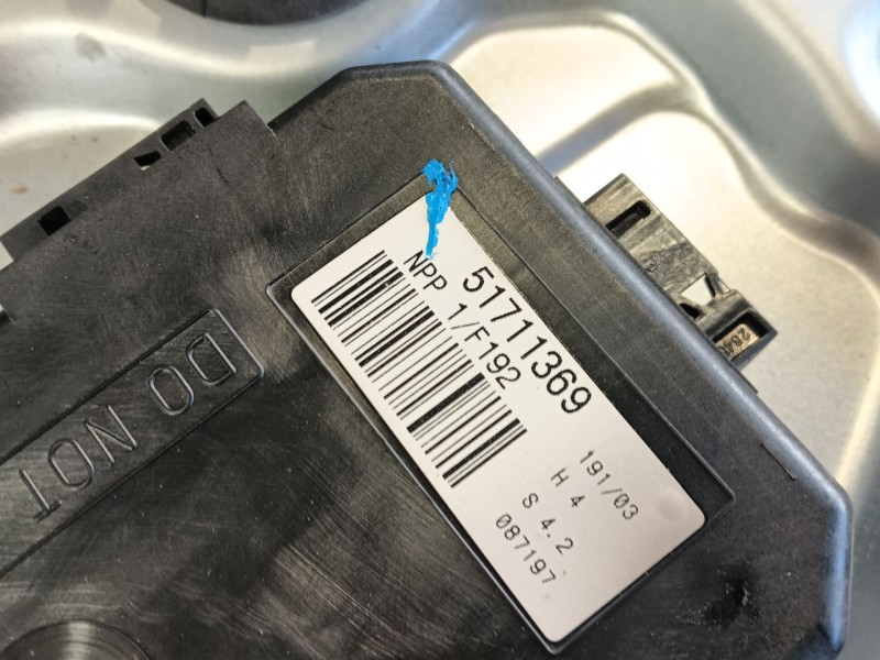 Recambio de elevalunas delantero derecho para fiat stilo (192_) 1.9 jtd (192_xe1a) referencia OEM IAM 0000046831654 / 0000071792