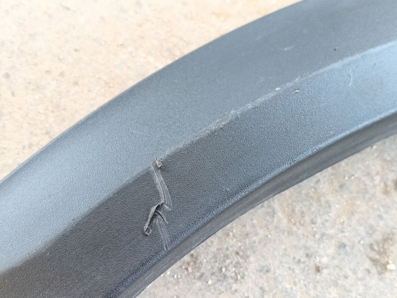 Recambio de aletin delantero derecho para peugeot 2008 ii (ud_, us_, uy_, uj_, ur_, uc_) 1.2 puretech 130 referencia OEM IAM   