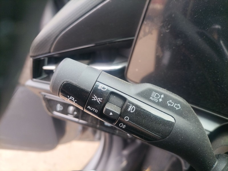 Recambio de mando luces para kia niro (c5p11) 1.6 hev referencia OEM IAM   