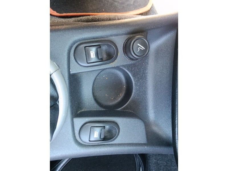 Recambio de mando elevalunas delantero izquierdo para chatenet ch26 0.5 diesel referencia OEM IAM   