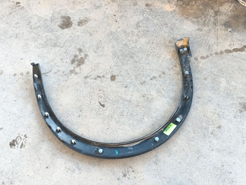 Recambio de aletin delantero izquierdo para peugeot 2008 ii (ud_, us_, uy_, uj_, ur_, uc_) 1.2 puretech 130 referencia OEM IAM  