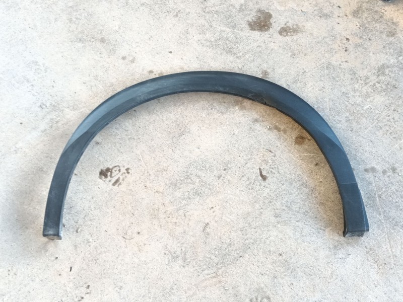 Recambio de aletin trasero derecho para peugeot 2008 ii (ud_, us_, uy_, uj_, ur_, uc_) 1.2 puretech 130 referencia OEM IAM   