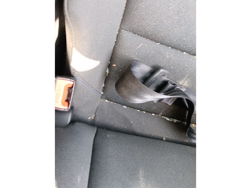 Recambio de enganche cinturon delantero derecho para mg mg 4 (eh32) ev referencia OEM IAM   