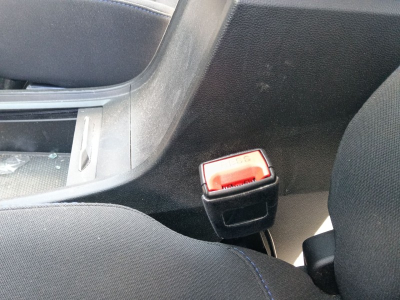 Recambio de enganche cinturon delantero izquierdo para mg mg 4 (eh32) ev referencia OEM IAM   