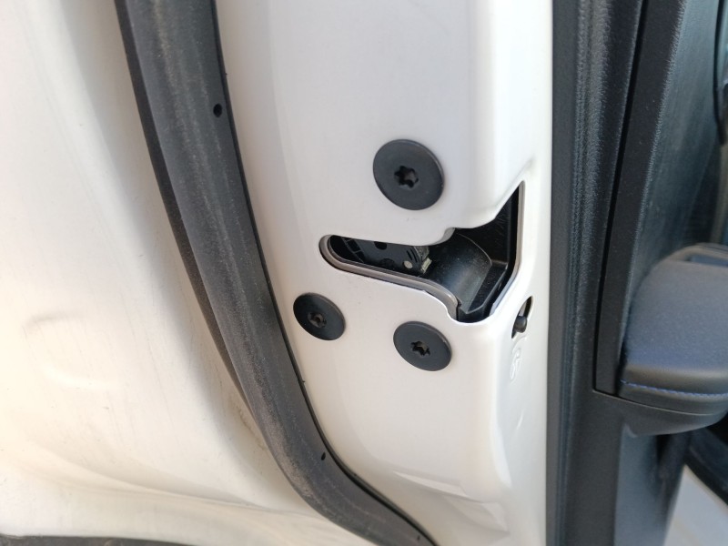 Recambio de cerradura puerta trasera izquierda para mg mg 4 (eh32) ev referencia OEM IAM   