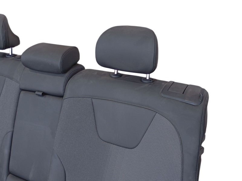 Recambio de asientos traseros para kia niro (c5p11) 1.6 hev referencia OEM IAM   