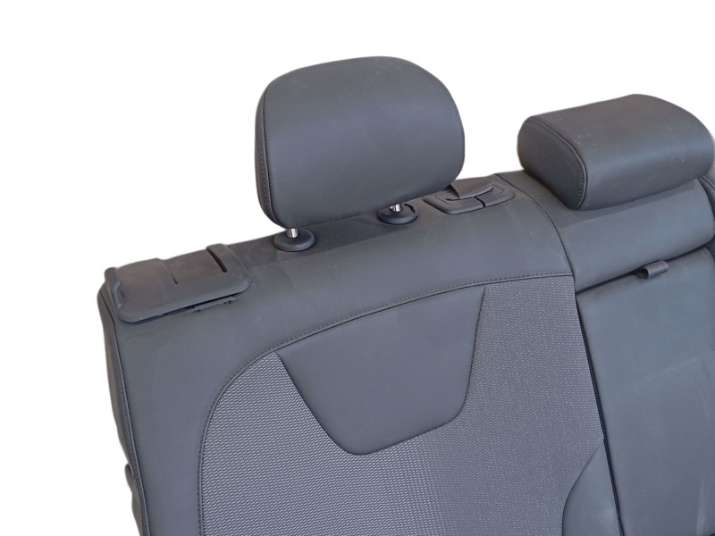 Recambio de asientos traseros para kia niro (c5p11) 1.6 hev referencia OEM IAM   