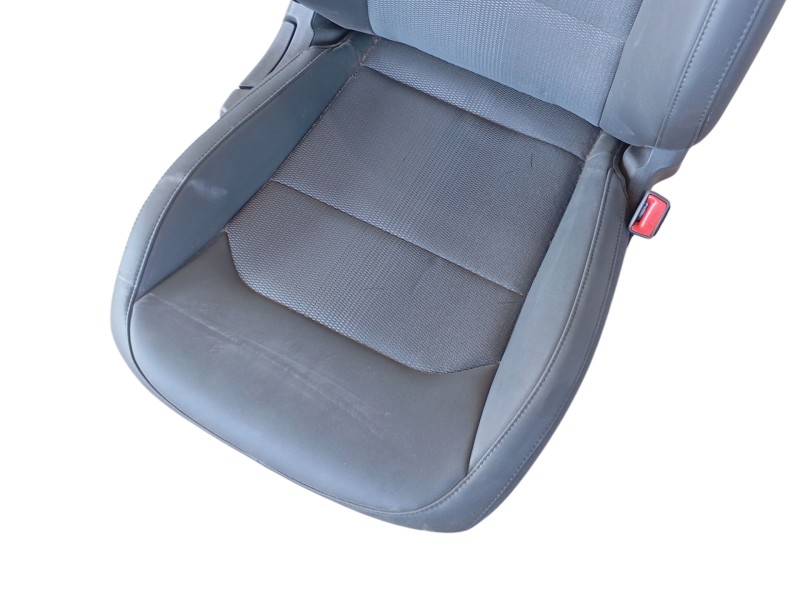 Recambio de asiento delantero derecho para kia niro (c5p11) 1.6 hev referencia OEM IAM  SG2M2R 