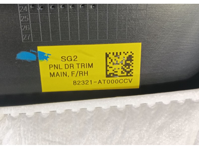 Recambio de guarnecido puerta delantera derecha para kia niro (c5p11) 1.6 hev referencia OEM IAM   