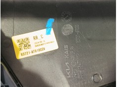 Recambio de guarnecido puerta trasera derecha para kia niro (c5p11) 1.6 hev referencia OEM IAM    2