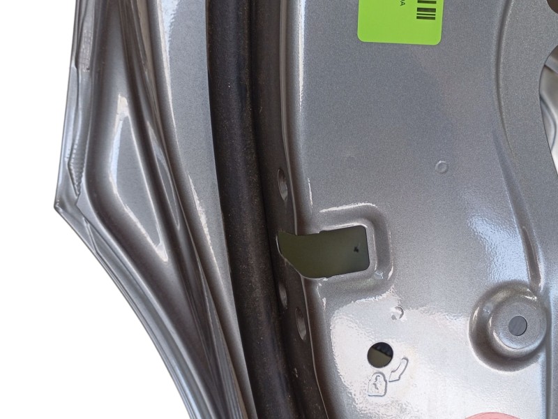 Recambio de puerta trasera izquierda para kia niro (c5p11) 1.6 hev referencia OEM IAM 77003AT000  