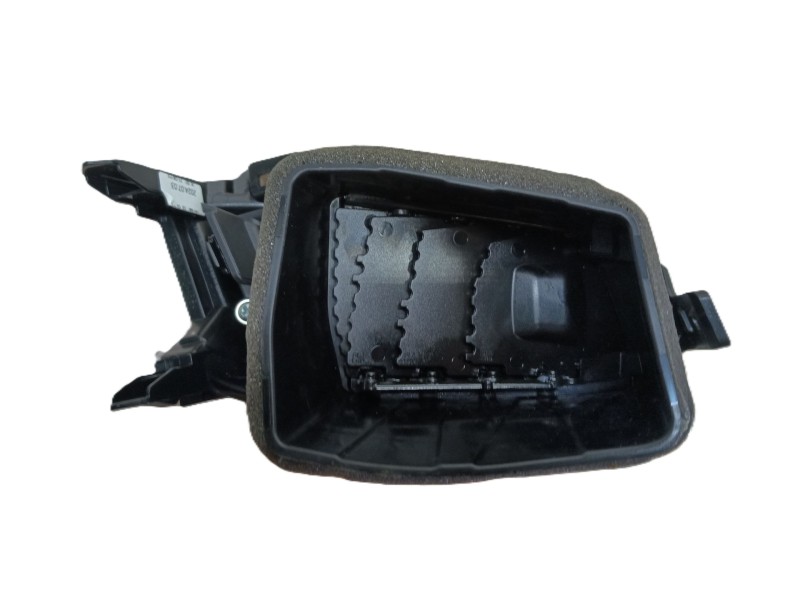 Recambio de rejilla aireadora para kia niro (c5p11) 1.6 hev referencia OEM IAM   