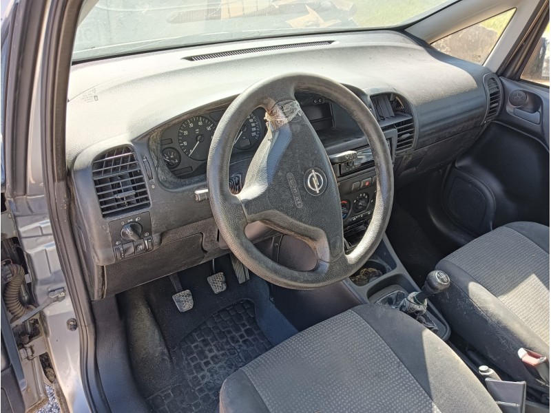 opel zafira a monospace (t98) del año 2003