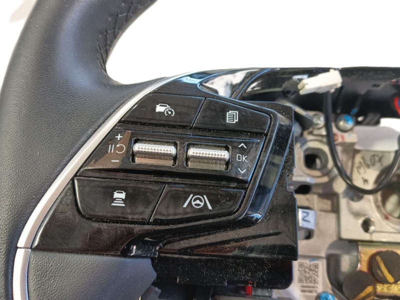 Recambio de volante para kia niro (c5p11) 1.6 hev referencia OEM IAM   