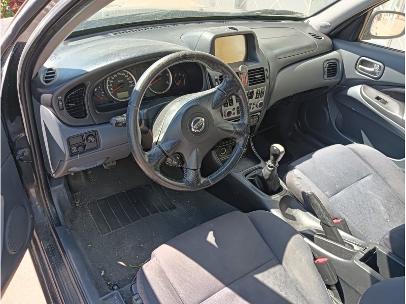 nissan almera ii hatchback (n16) del año 2005