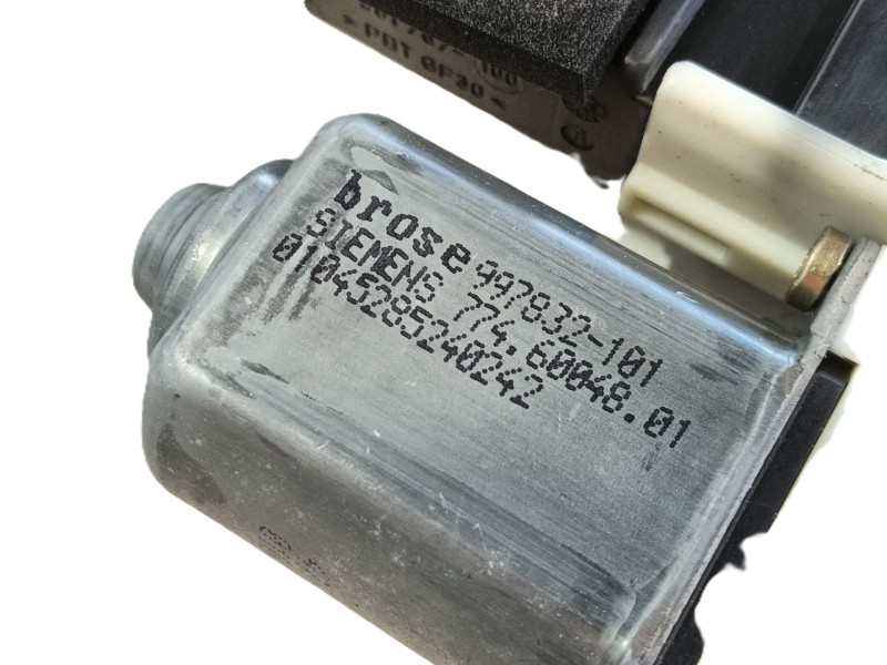 Recambio de elevalunas delantero izquierdo para citroën c4 i (lc_) 1.4 16v referencia OEM IAM 9221V1  