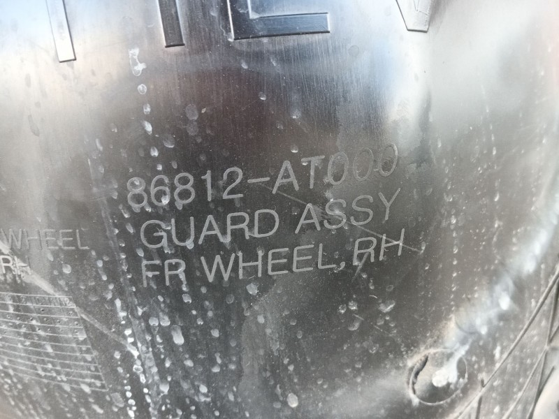 Recambio de paso de rueda delantero derecho para kia niro (c5p11) 1.6 hev referencia OEM IAM 86812AT000  