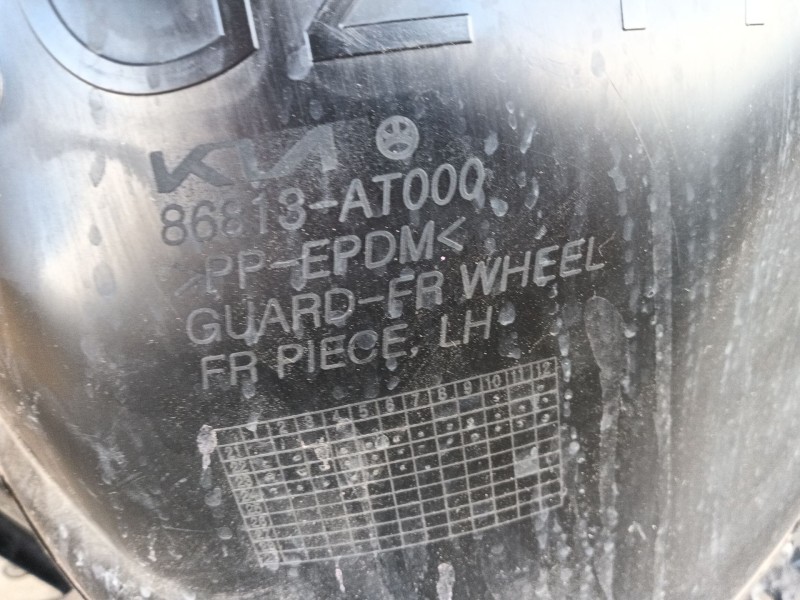 Recambio de paso de rueda delantero izquierdo para kia niro (c5p11) 1.6 hev referencia OEM IAM   