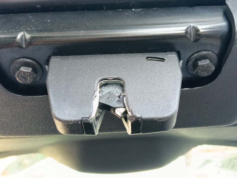 Recambio de cerradura maletero / porton para peugeot 208 i (ca_, cc_) 1.2 thp 110 referencia OEM IAM   