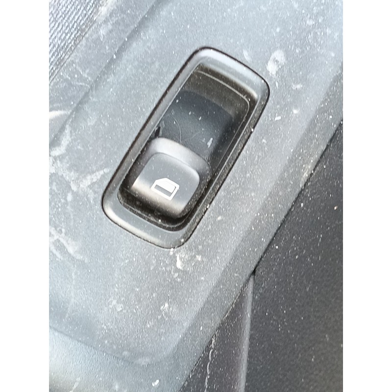 Recambio de mando elevalunas delantero derecho para mg mg 5 station wagon ev referencia OEM IAM   