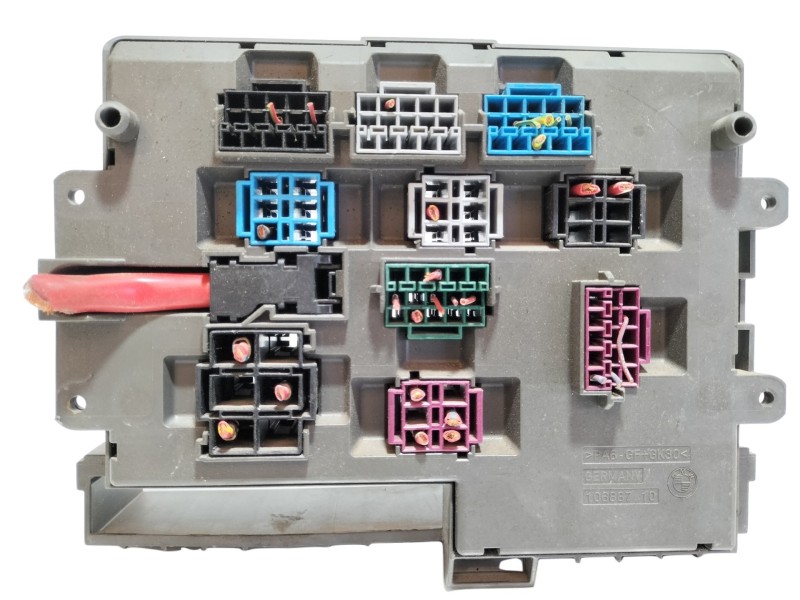 Recambio de caja reles / fusibles para bmw serie 3 berlina (e90) 320d referencia OEM IAM 911944702  