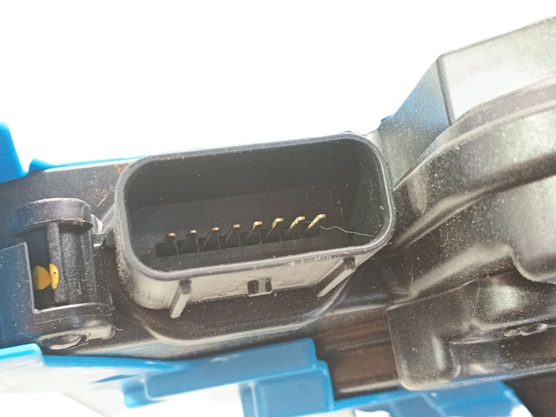 Recambio de cerradura puerta trasera derecha para kia niro (c5p11) 1.6 hev referencia OEM IAM 81420AT000  