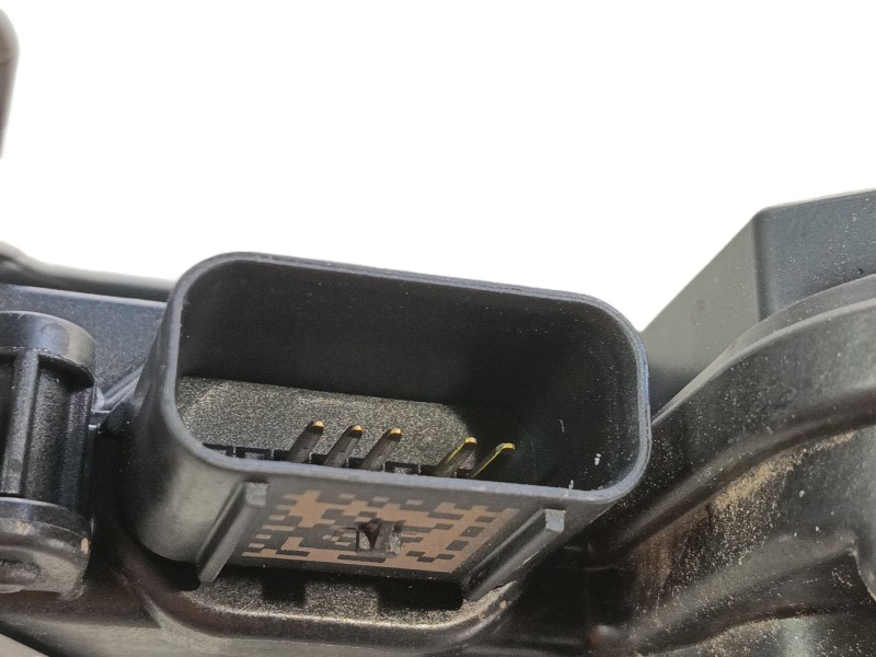 Recambio de cerradura puerta delantera derecha para kia niro (c5p11) 1.6 hev referencia OEM IAM 81320AT110  