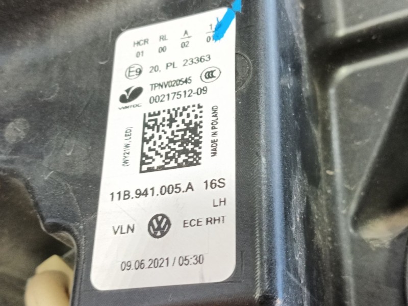 Recambio de faro izquierdo para volkswagen id.4 (e21) performance referencia OEM IAM 11B941029B  