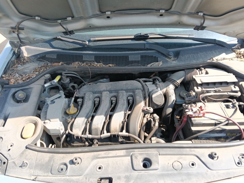 Recambio de despiece motor para renault megane ii (bm0/1_, cm0/1_) 1.6 16v (bm0c, cm0c) referencia OEM IAM   