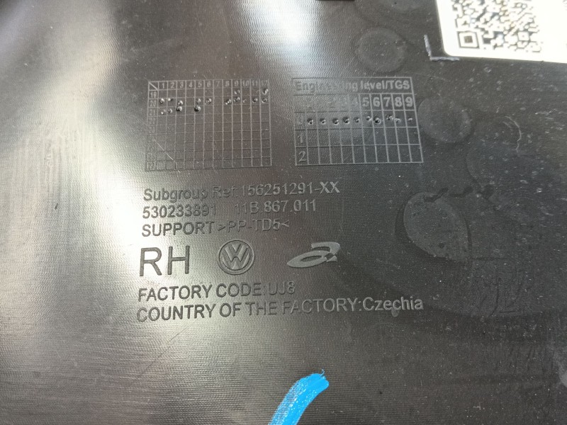 Recambio de guarnecido puerta delantera derecha para volkswagen id.4 (e21) performance referencia OEM IAM   