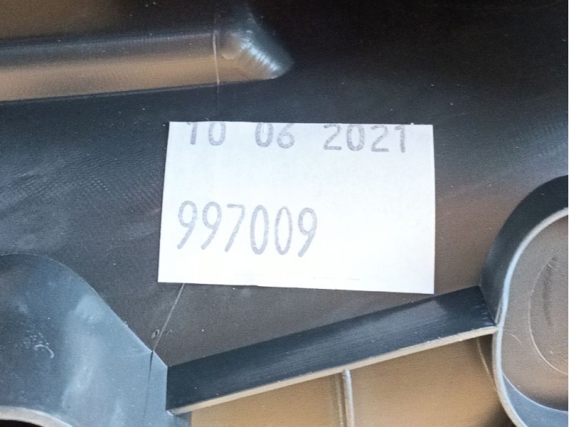 Recambio de guarnecido puerta trasera izquierda para volkswagen id.4 (e21) performance referencia OEM IAM   