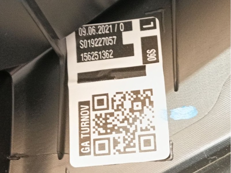 Recambio de guarnecido puerta trasera izquierda para volkswagen id.4 (e21) performance referencia OEM IAM   