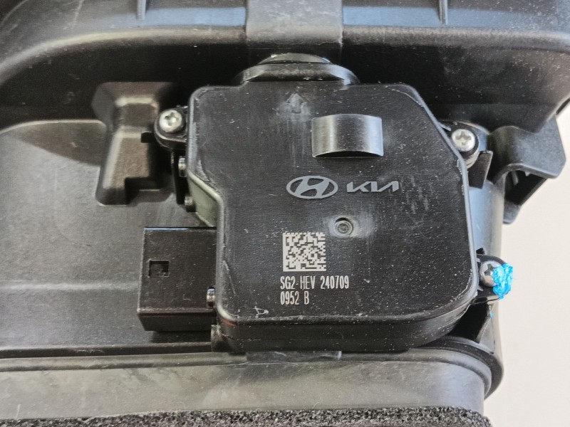 Recambio de tapa exterior combustible para kia niro (c5p11) 1.6 hev referencia OEM IAM   